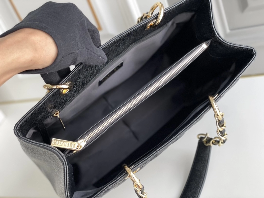 Large Chanel Lychee Leather Caviar Grand Shopping Tote GST Bag - Luxury Bags - 1